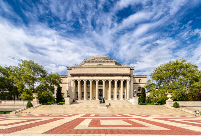 Columbia,University,Board,In,New,York
