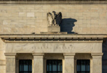 Facade of the Federal Reserve building featuring an eagle sculpture