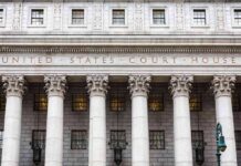 United States courthouse facade with Corinthian columns