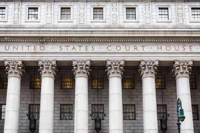 United States courthouse facade with Corinthian columns